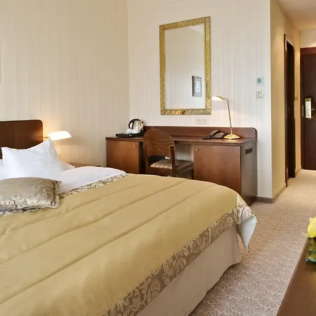 Devin Hotel 4*