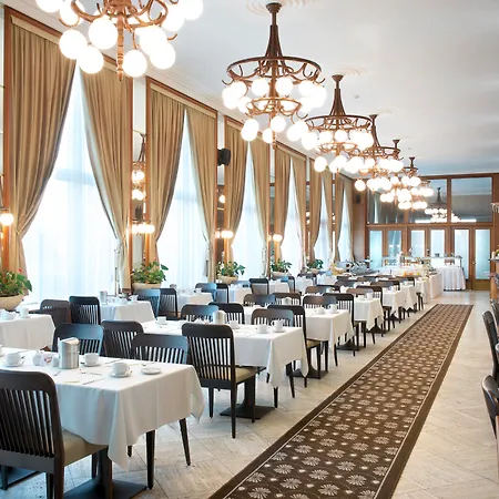 Devin Hotel 4*